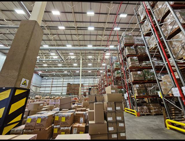 8,459M² WAREHOUSE TO LET IN RIVERHORSE VALLEY